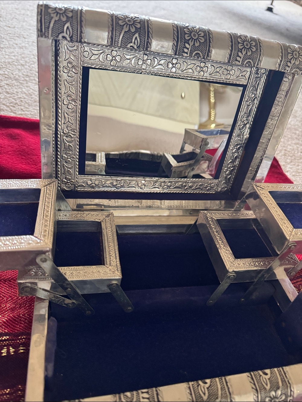 Ornate Silver-Tone Mirrored Jewelry Box with Velvet Interior